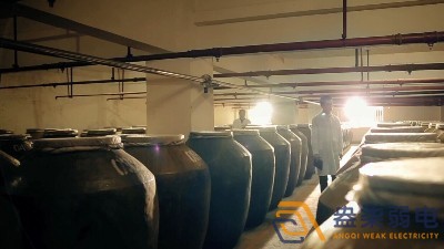 成都盎柒弱電—酒廠窖池測溫儀有什么作用？